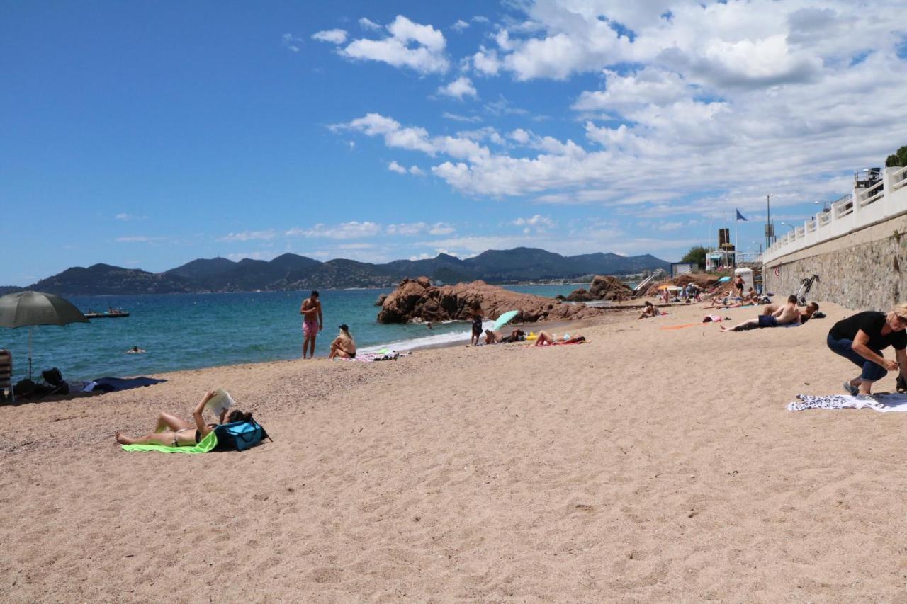 Studio With Beautiful Sea View And Direct Beach Access Cannes Exterior photo