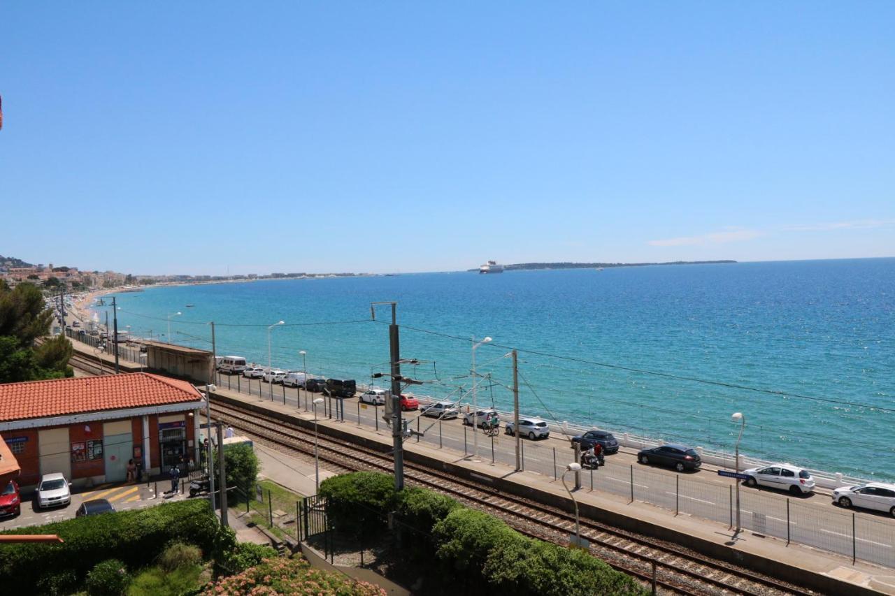 Studio With Beautiful Sea View And Direct Beach Access Cannes Exterior photo