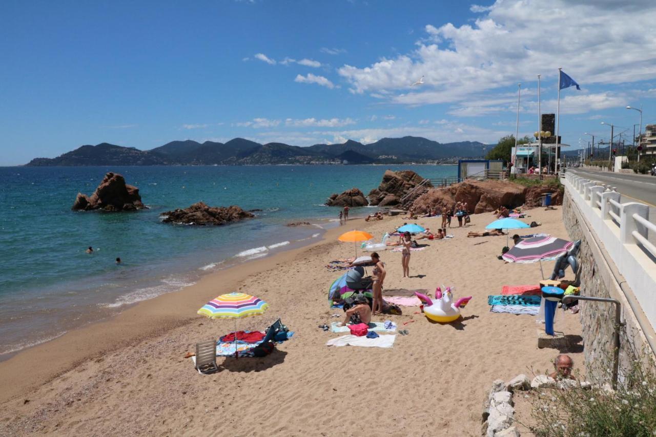 Studio With Beautiful Sea View And Direct Beach Access Cannes Exterior photo