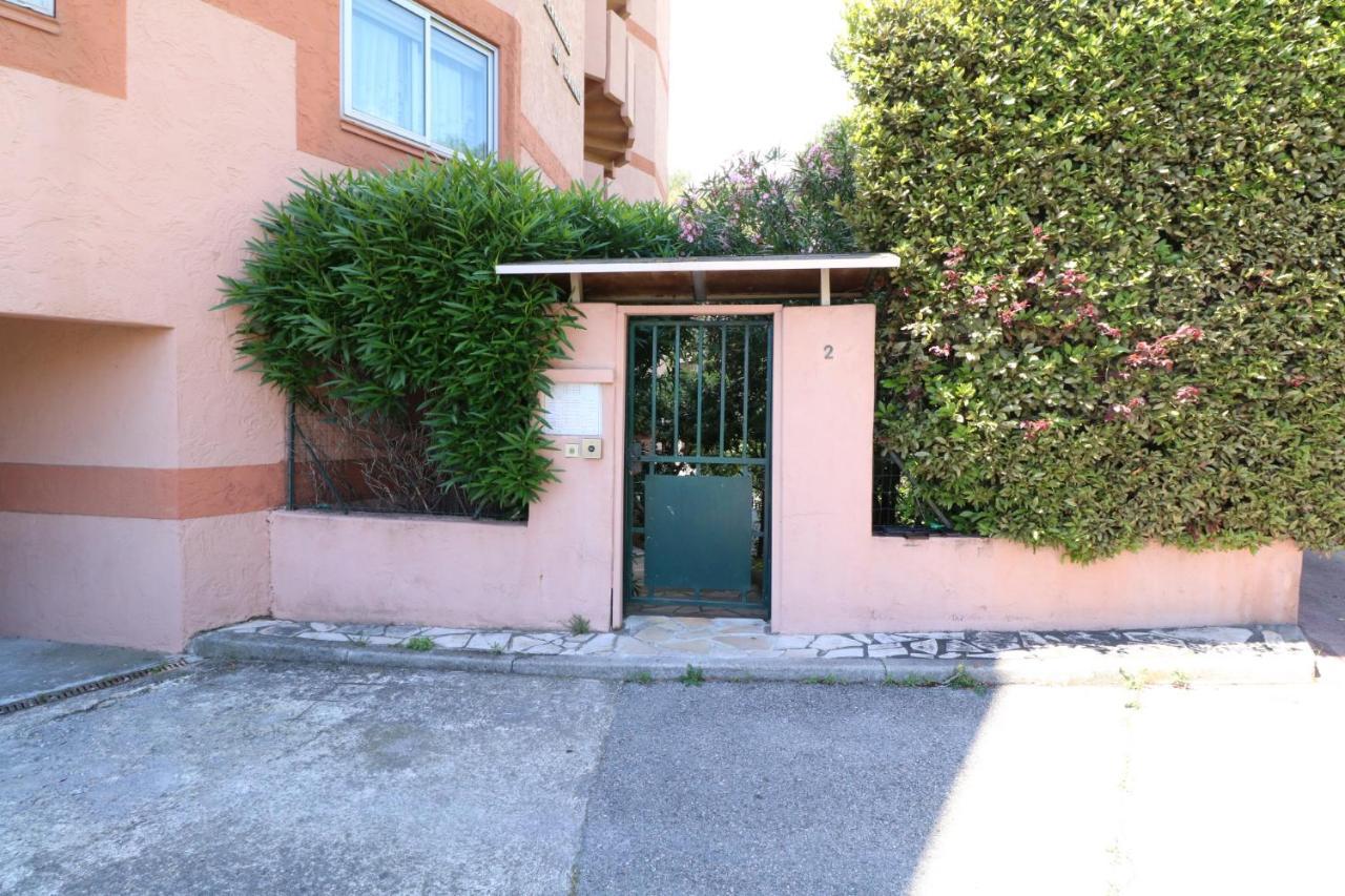 Studio With Beautiful Sea View And Direct Beach Access Cannes Exterior photo
