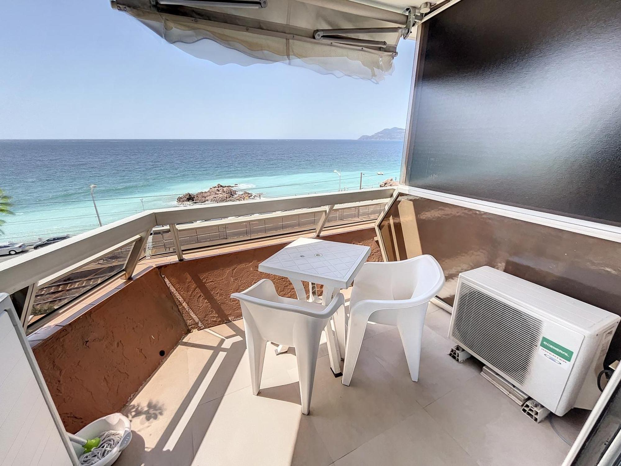 Studio With Beautiful Sea View And Direct Beach Access Cannes Exterior photo